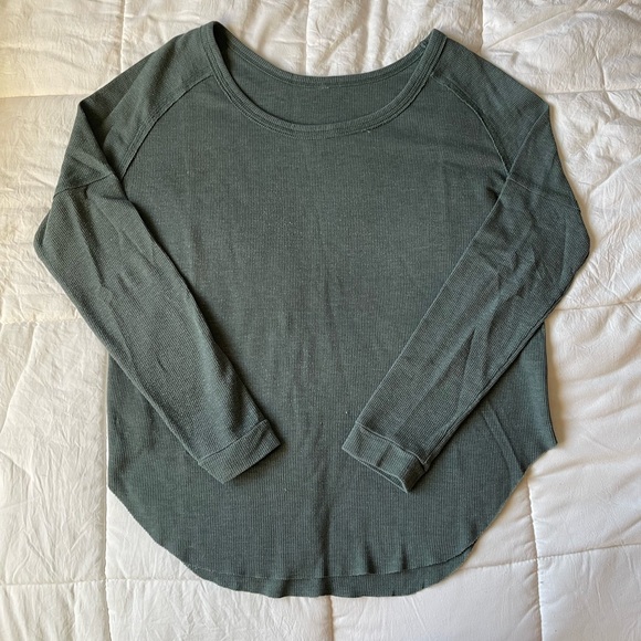 Green Long Sleeve Waffle Shirt - Picture 3 of 4